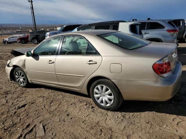 2005 Toyota Camry LE