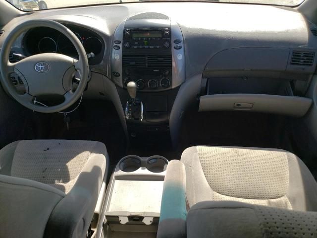 2008 Toyota Sienna CE