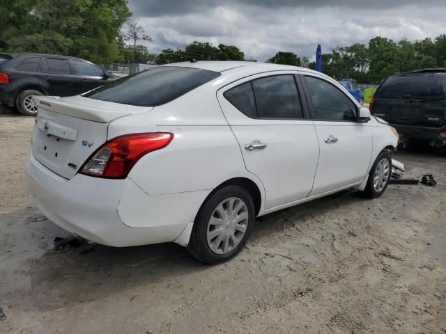 2013 Nissan Versa S