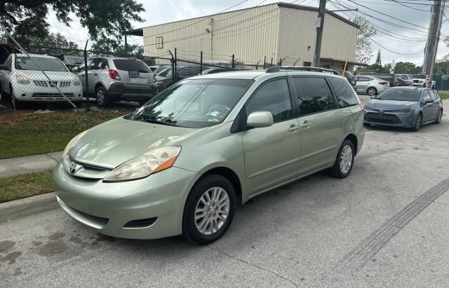 2008 Toyota Sienna XLE