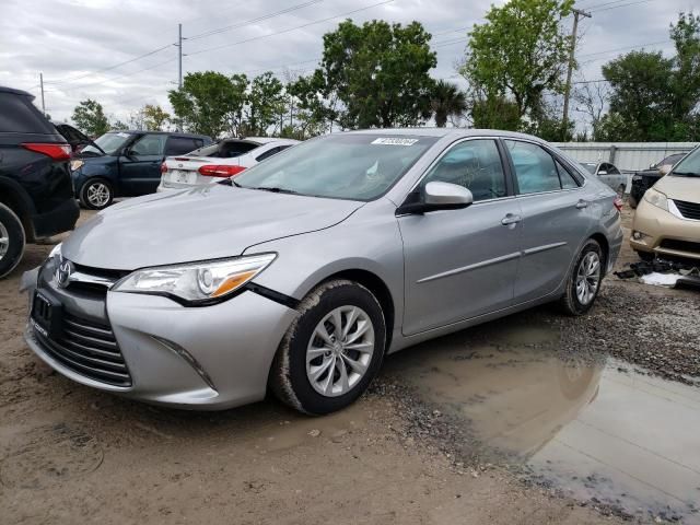 2016 Toyota Camry LE