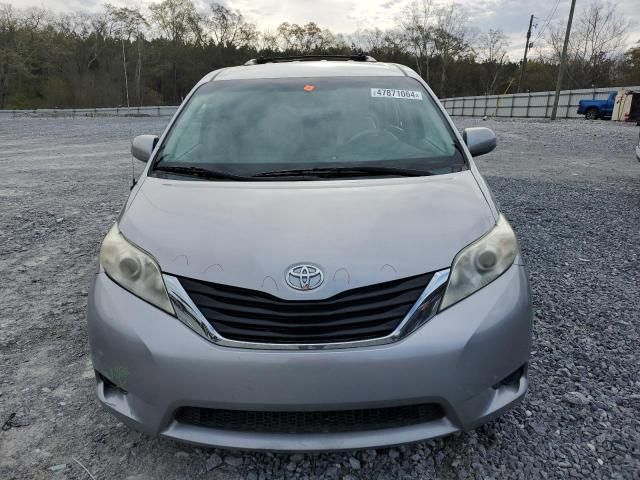 2012 Toyota Sienna LE