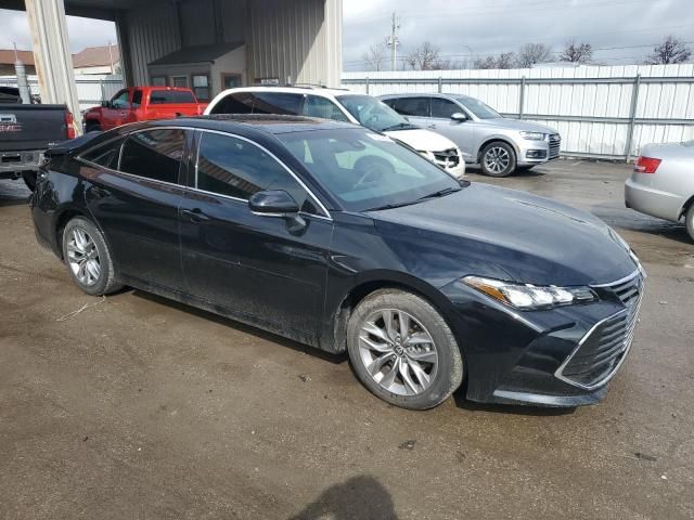 2022 Toyota Avalon XLE