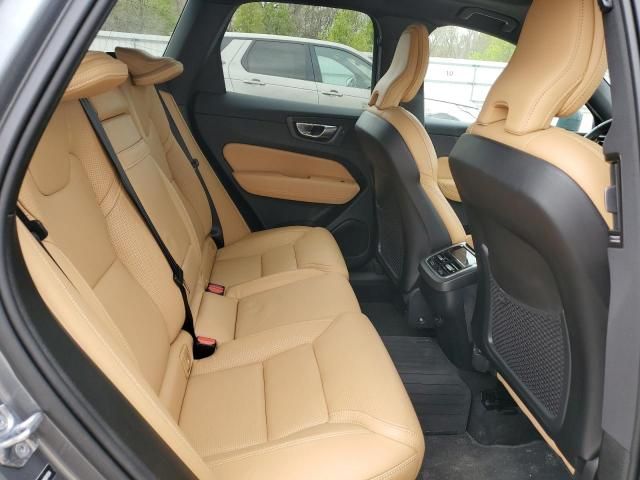 2021 Volvo XC60 T5 Inscription