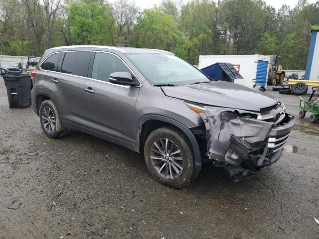 2018 Toyota Highlander SE