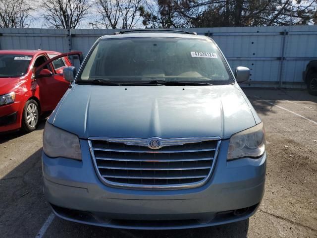 2008 Chrysler Town & Country Touring