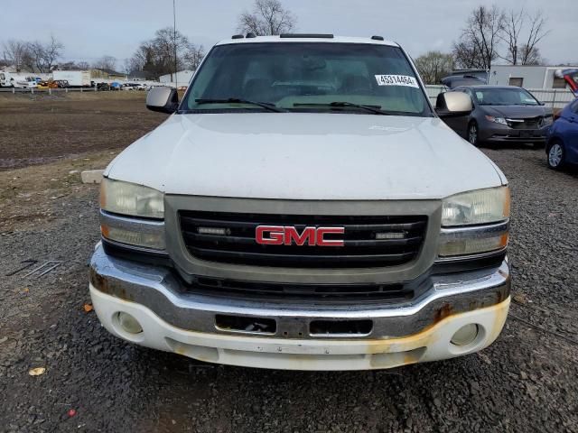 2004 GMC Sierra K2500 Heavy Duty