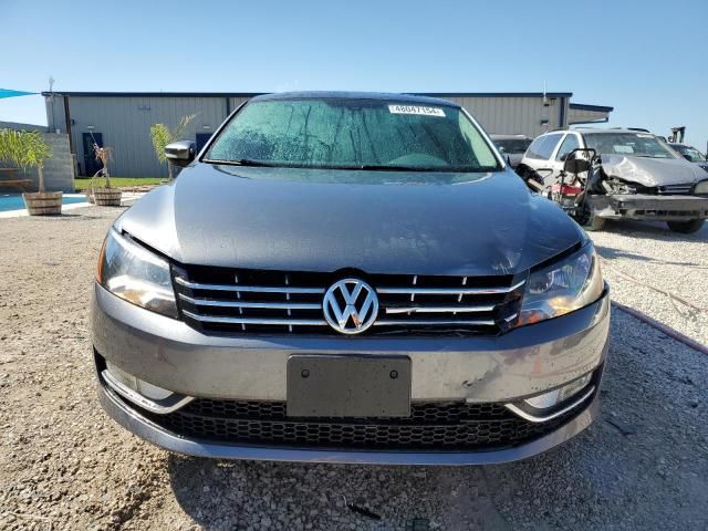 2015 Volkswagen Passat SEL