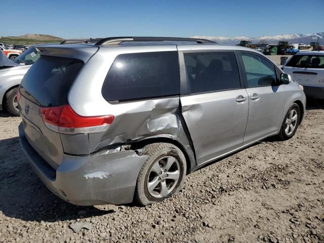 2011 Toyota Sienna LE