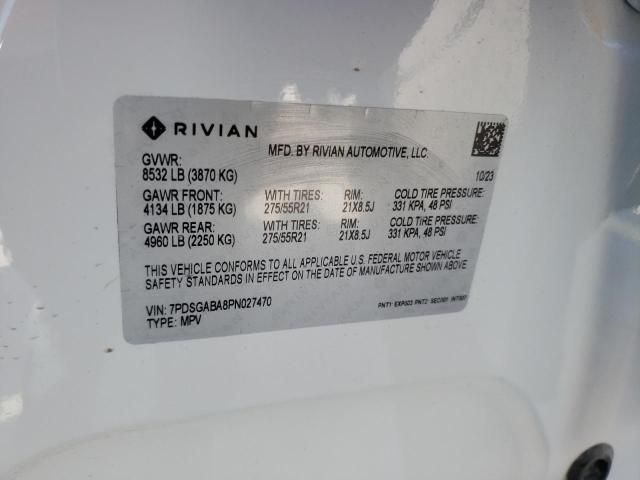 2023 Rivian R1S Adventure