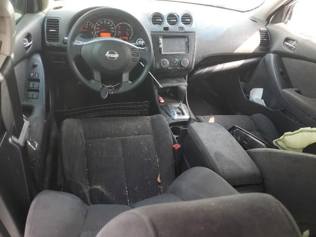 2010 Nissan Altima Base