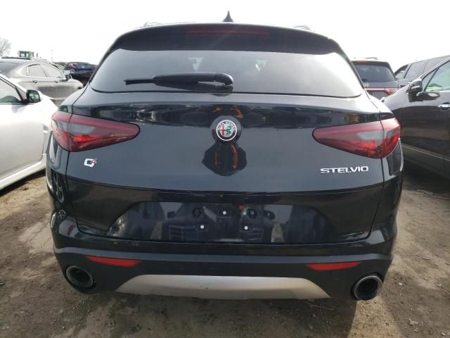 2018 Alfa Romeo Stelvio Sport