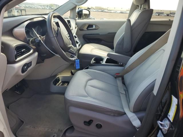 2017 Chrysler Pacifica Touring L Plus