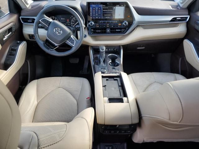 2021 Toyota Highlander Platinum