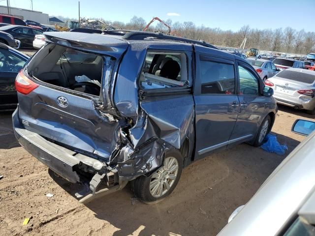 2017 Toyota Sienna XLE