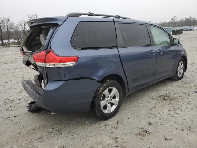 2014 Toyota Sienna LE