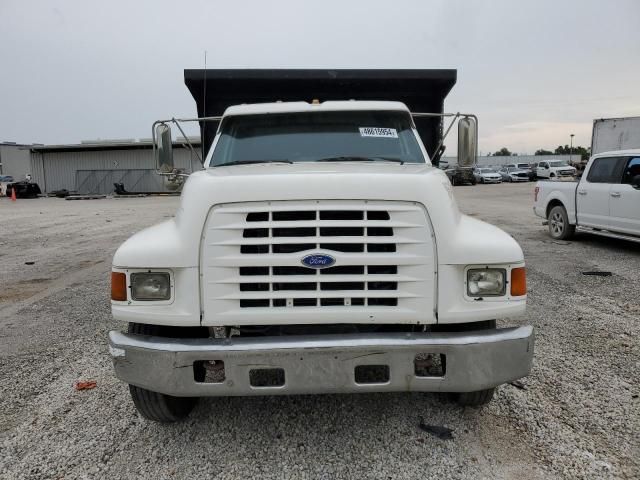 1998 Ford F800