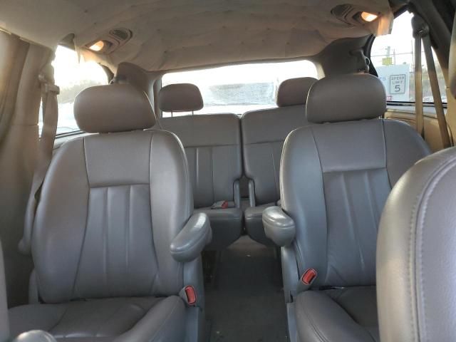 2003 Chrysler Town & Country LXI