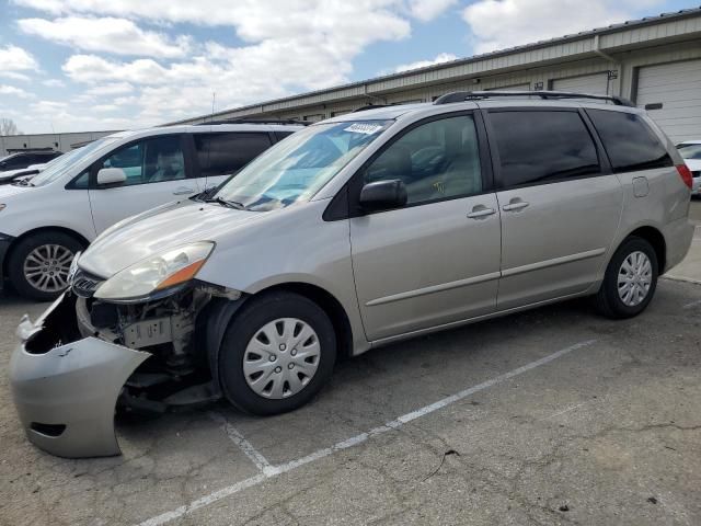 2009 Toyota Sienna CE