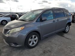 Toyota Sienna LE Vehiculos salvage en venta: 2011 Toyota Sienna LE