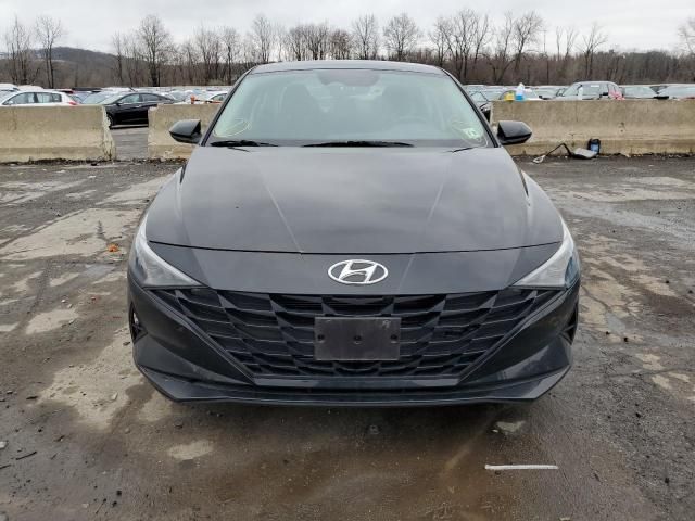 2022 Hyundai Elantra SEL