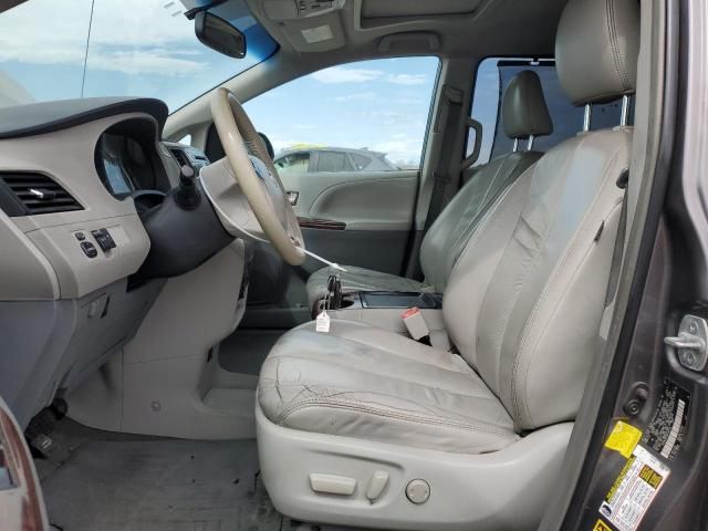 2011 Toyota Sienna XLE