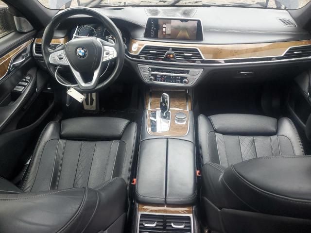 2016 BMW 750 XI