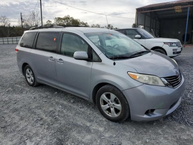 2012 Toyota Sienna LE