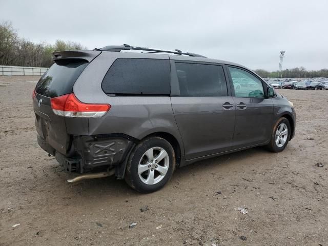 2012 Toyota Sienna LE