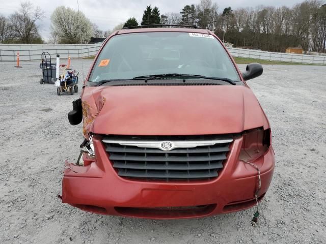 2005 Chrysler Town & Country Touring