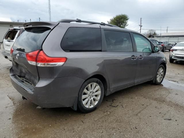 2012 Toyota Sienna LE