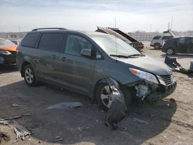 2014 Toyota Sienna LE