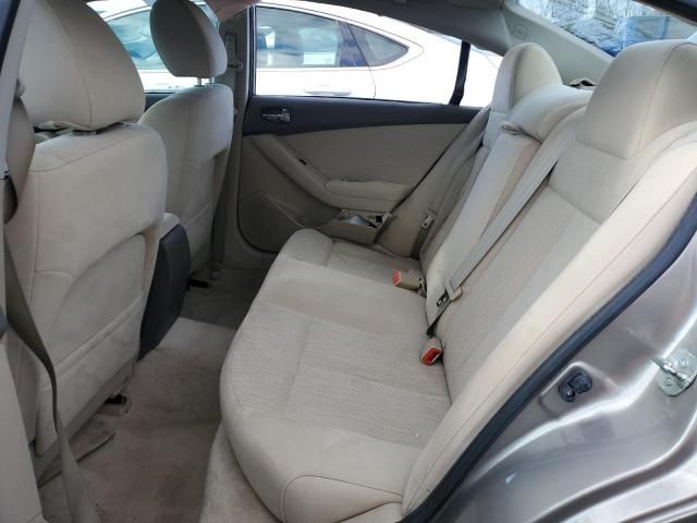 2011 Nissan Altima Base