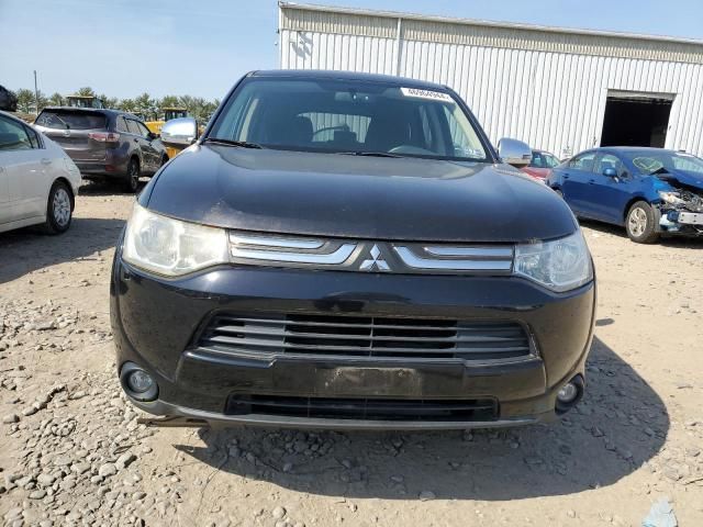 2014 Mitsubishi Outlander SE