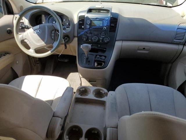 2010 KIA Sedona LX