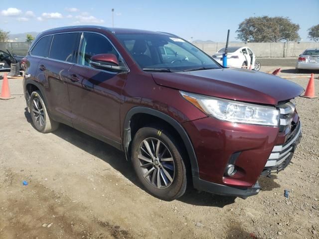 2019 Toyota Highlander SE