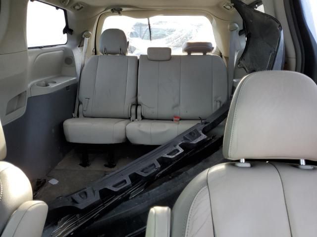 2011 Toyota Sienna XLE