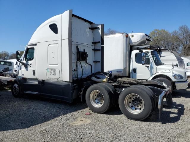 2023 Freightliner Cascadia 126