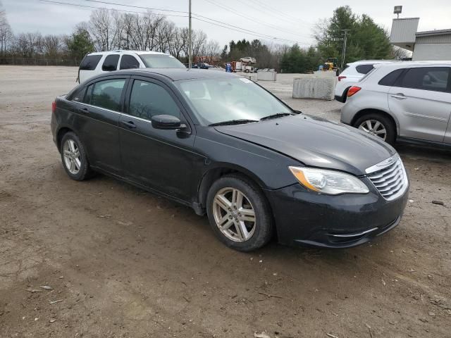 2013 Chrysler 200 Touring