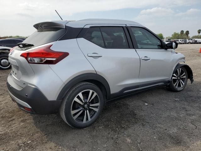 2020 Nissan Kicks SR