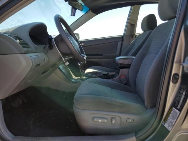 2005 Toyota Camry LE