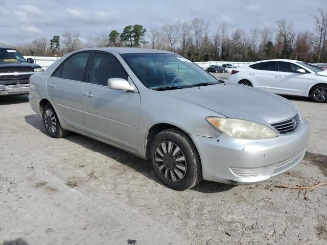 2005 Toyota Camry LE