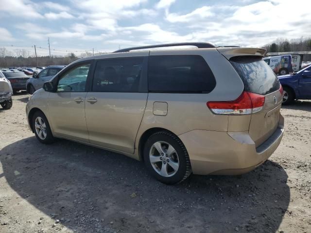 2011 Toyota Sienna LE