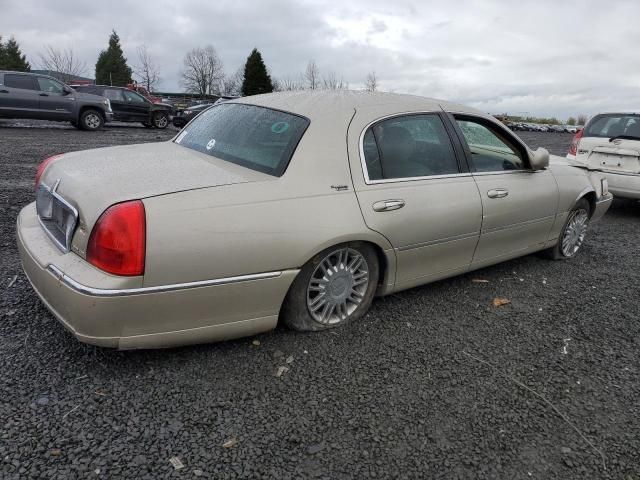 2009 Lincoln Town Car Signature Limited