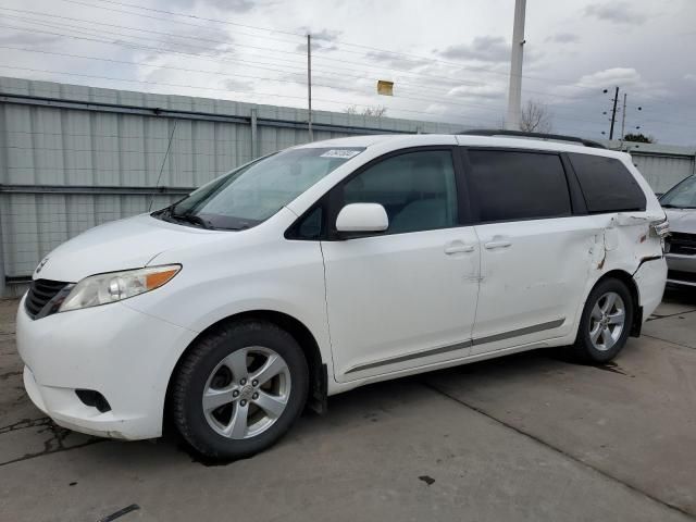 2012 Toyota Sienna LE