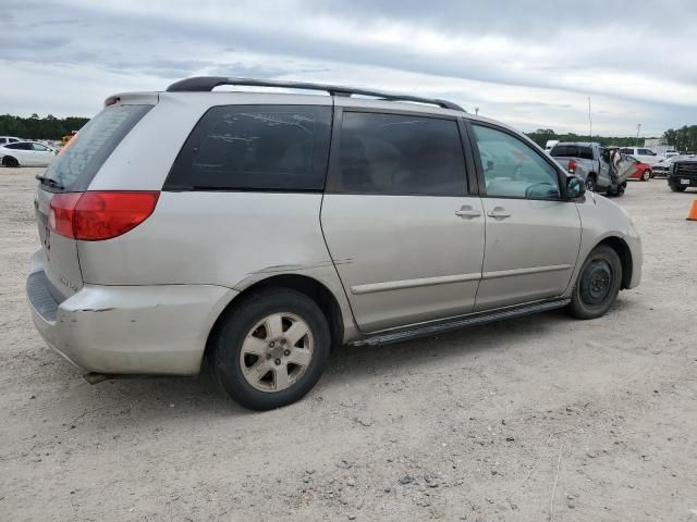 2007 Toyota Sienna CE