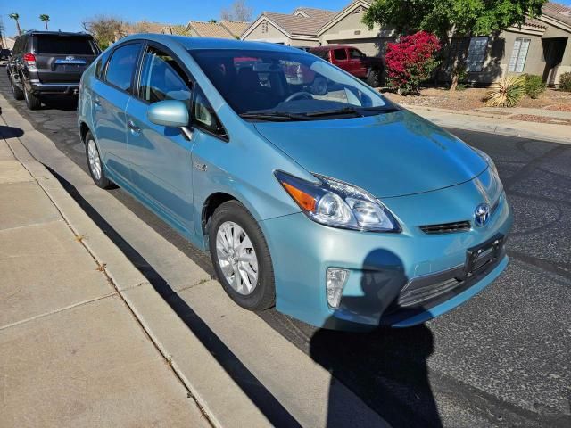 2013 Toyota Prius PLUG-IN