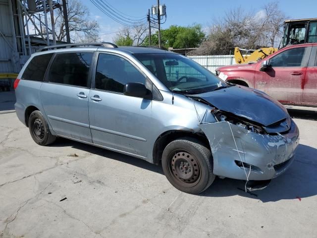 2010 Toyota Sienna CE