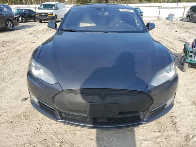 2015 Tesla Model S 90D