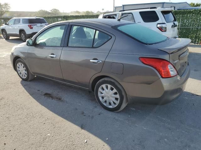 2013 Nissan Versa S